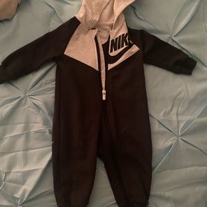 6mo Nike outfit NWOT